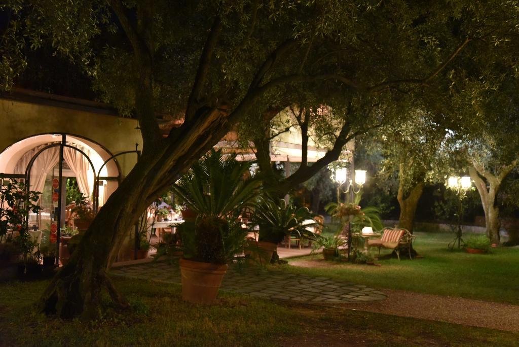 Gasthaus Antico Uliveto Seravezza Exterior foto